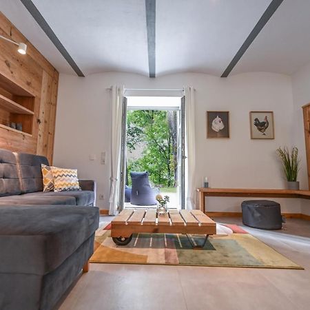 Farmhouse Eckartsberg Im Zittauer Gebirge - Gemuetliche Und Moderne Ferienwohnungen Mit Terrasse エクステリア 写真