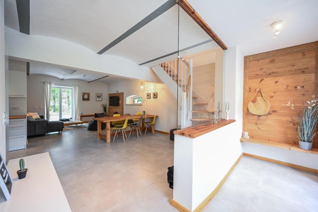 Farmhouse Eckartsberg Im Zittauer Gebirge - Gemuetliche Und Moderne Ferienwohnungen Mit Terrasse エクステリア 写真